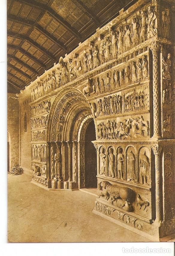 Postkarten: Postal 035533 : Ripoll. Portada del Monestir segle XII - Varios