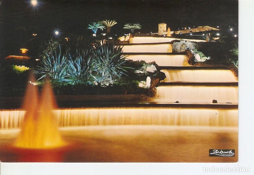 Cartoline: Postal 035204 : Barcelona. Castillo de Montjuich y Fuente - Varios