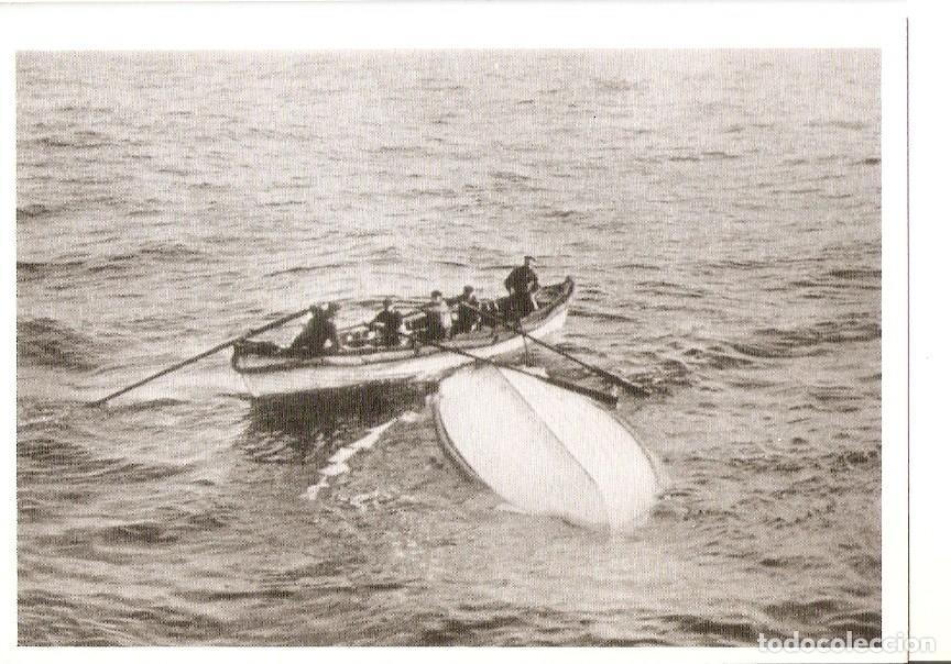 Postales: Postal 030452 : An overturned lifeboart from the Titanic - Varios