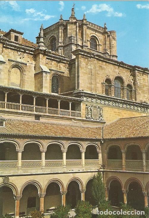 Postkarten: Postal 049103 : Granada. Iglesia de San Jeronimo (Siglo XVI). Claustro principal y Abside Propiedad