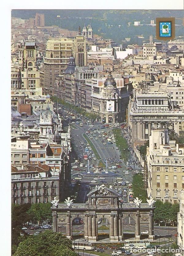 Cartes Postales: Postal 031383 : Madrid. Puerta de Alcala - Varios
