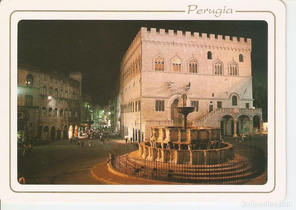 Postcards: Postal 043867 : Perugia. Priors Palace and Major Fountain - Varios