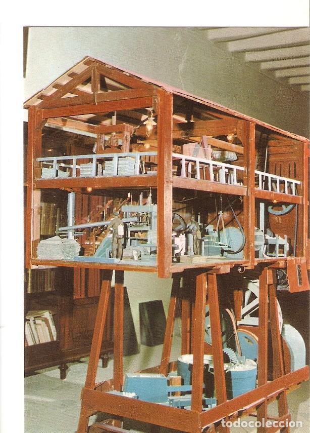 Postkarten: Postal 024592 : Detall dun moli paperer en miniatura. Capellades - Museu Nacional del Paper - Varios