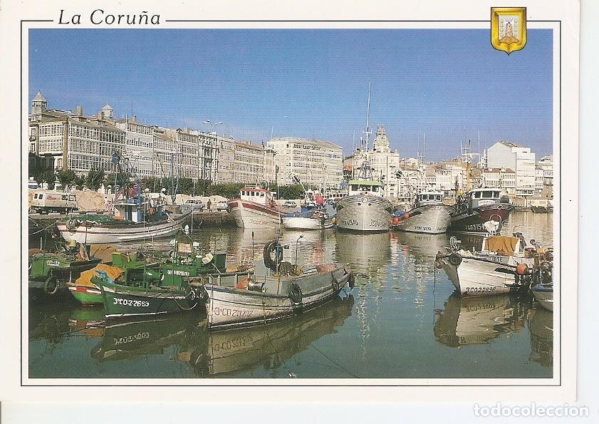 Postcards: Postal 045066 : La Coru&ntilde;a. Puerto con la Marina al fondo - Varios