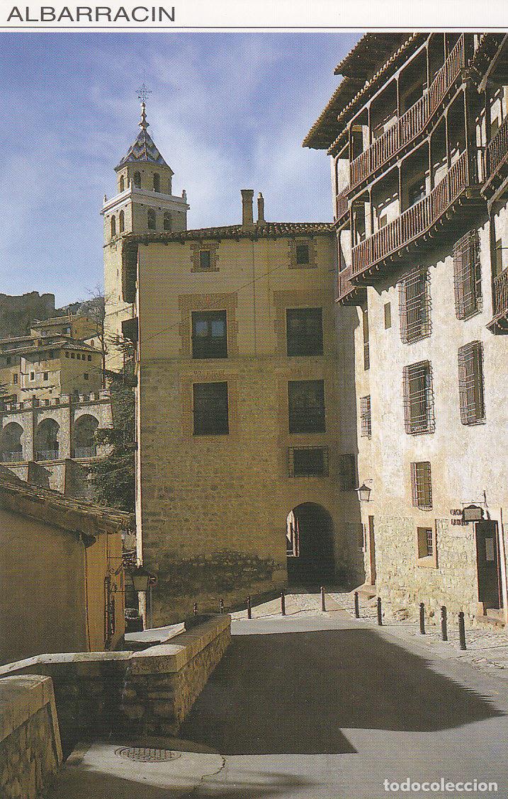Postales: Postal 61853 : Albarracin (Teruel). Conjunto historico artistico. Rincon tipico al fondo la catedral