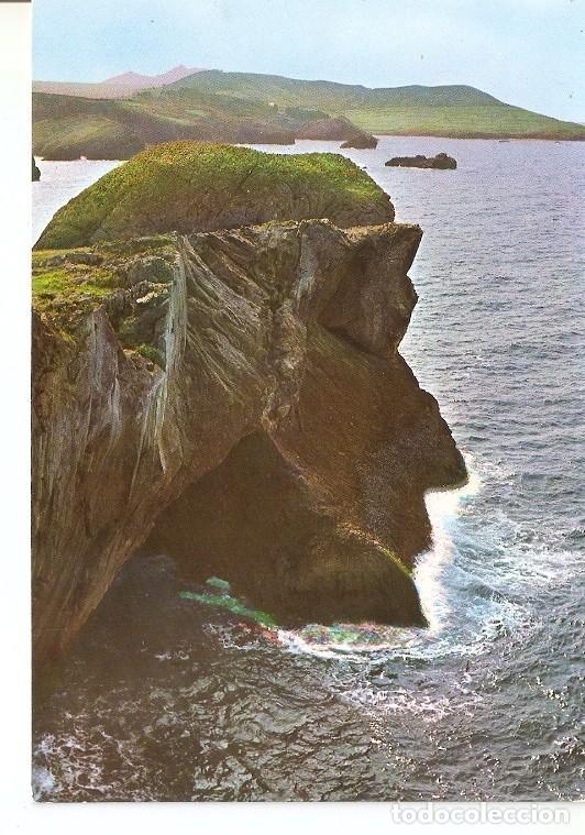 Postkarten: Postal 049713 : Celorio (Llanes). Perfil de Cristo (Roca natural) - Varios