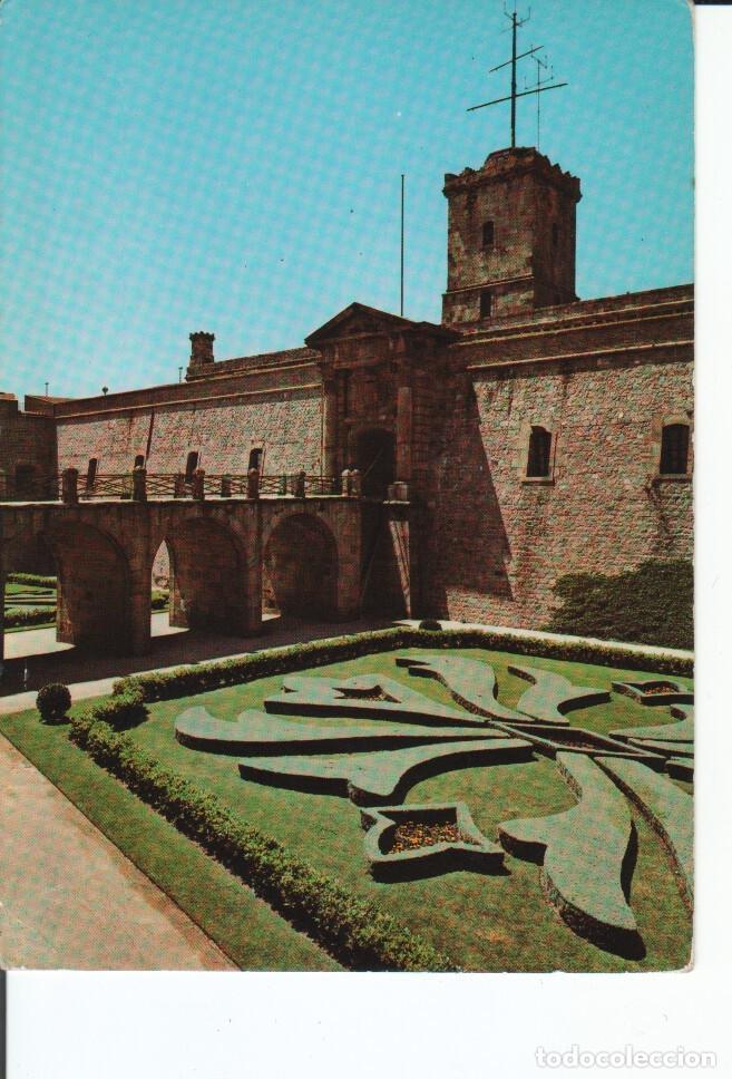 Cartoline: Postal 016946: BARCELONA - Entrada al Castillo de Montjuich - Varios