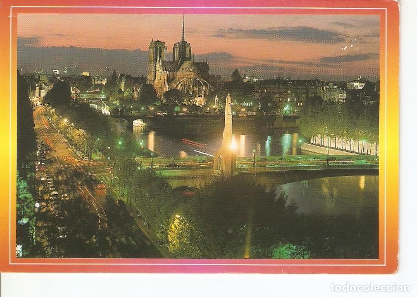 Postales: Postal 031499 : Paris la nuit. Vue generale sur lIle de la Cite. La cathedrale Notre-Dame - Varios