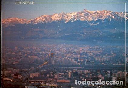 Postkarten: POSTAL 56517: Grenoble La cha&icirc;te en Belledonne Isere - Varios