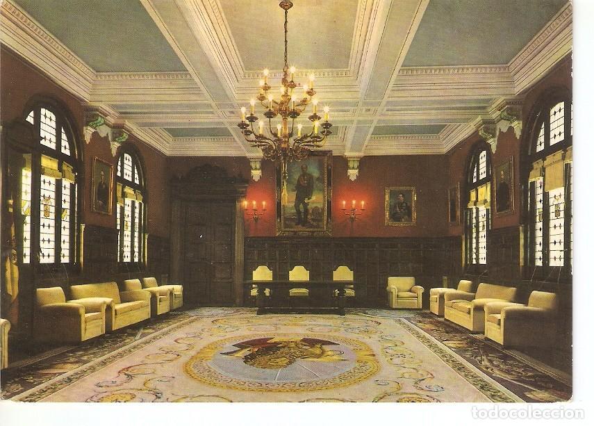 Postcards: Postal 046243 : Zaragoza. Academia General Militar. Sala de Banderas - Varios