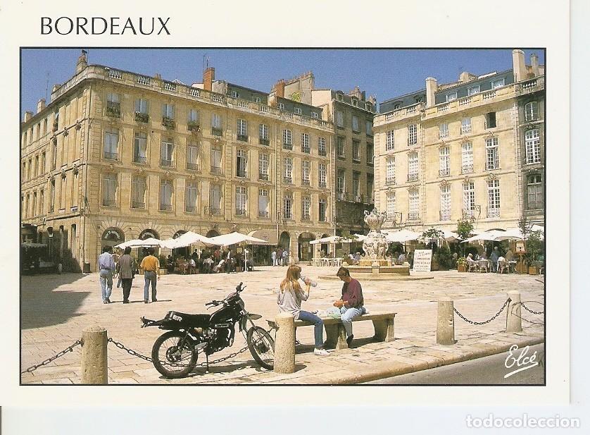 Postkarten: Postal 046675 : Bordeaux (Gironde). La Place du Parlement - Varios