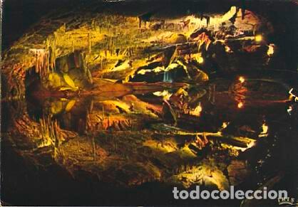 Cartes Postales: POSTAL 56848: En Quercy Les Grottes de Lacave La ville engloutie - Varios