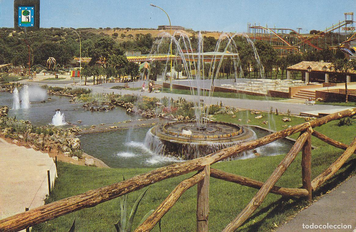 Postales: Postal 61220 : Madrid. Parque de atracciones. Fuentes - Varios
