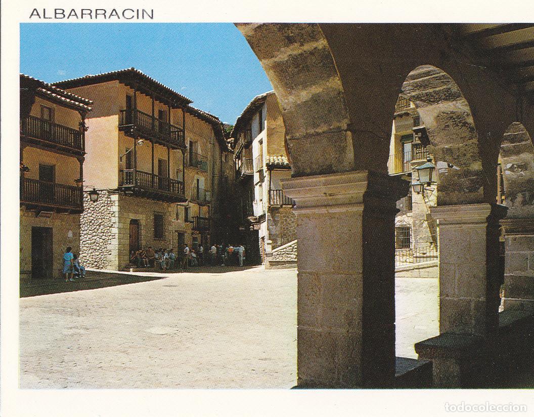 Postais: Postal 61863 : Albarracin (Teruel). Conjunto Artistico Monumental. Plaza Mayor - Varios
