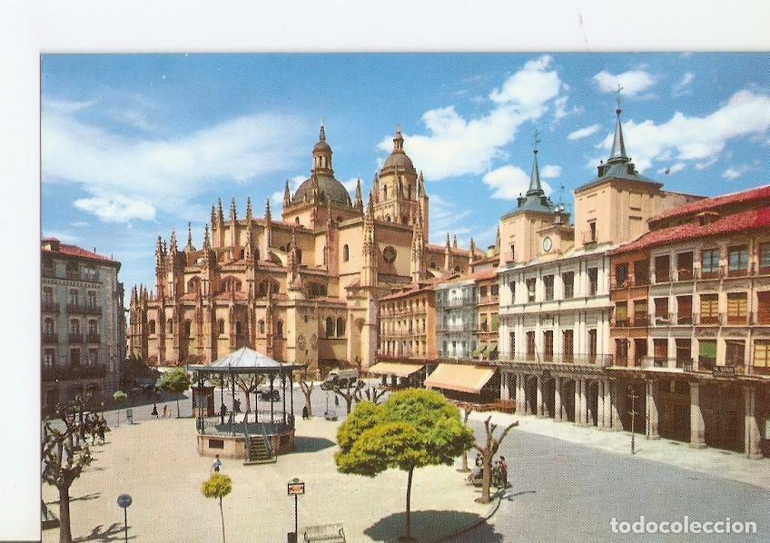 Postkarten: Postal 033765 : Segovia. Plaza del General Franco - Varios
