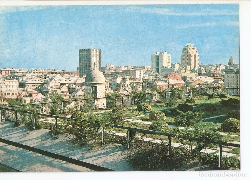 Postcards: Postal 033475 : Genova - vue de Castelletto - Varios