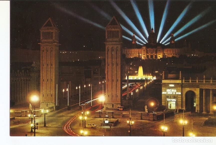 Postkarten: Postal 027923 : Fuente Monumental desde Plaza Espa&ntilde;a. Barcelona - Varios