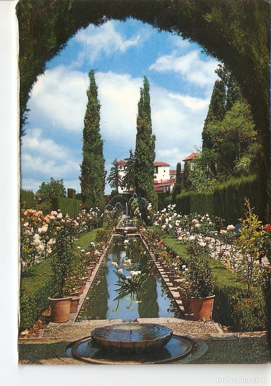 Cartoline: Postal 038715 : Granada. Generalife. Vista general de la Ria en Jardines Bajos - Varios