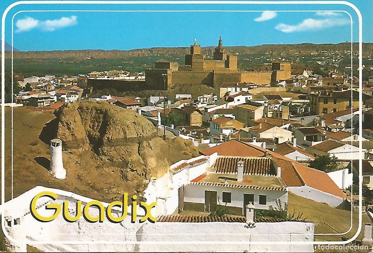 Cartoline: Postal 52319: GUADIX - Vista general - Varios