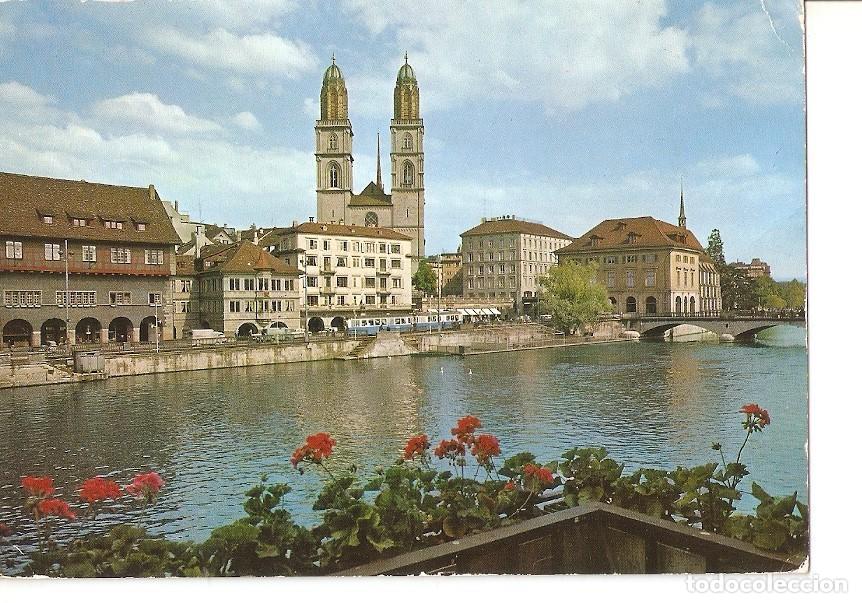 Postales: Postal 028548 : Z&uuml;rich, an der Limmat. Zunfth&auml;user, Grossm&uuml;nster, Helmhaus (Suisse) - Varios