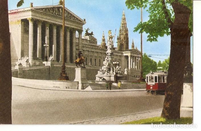 Postales: Postal 050084 : Vienna / Parliament with Town Hall - Varios