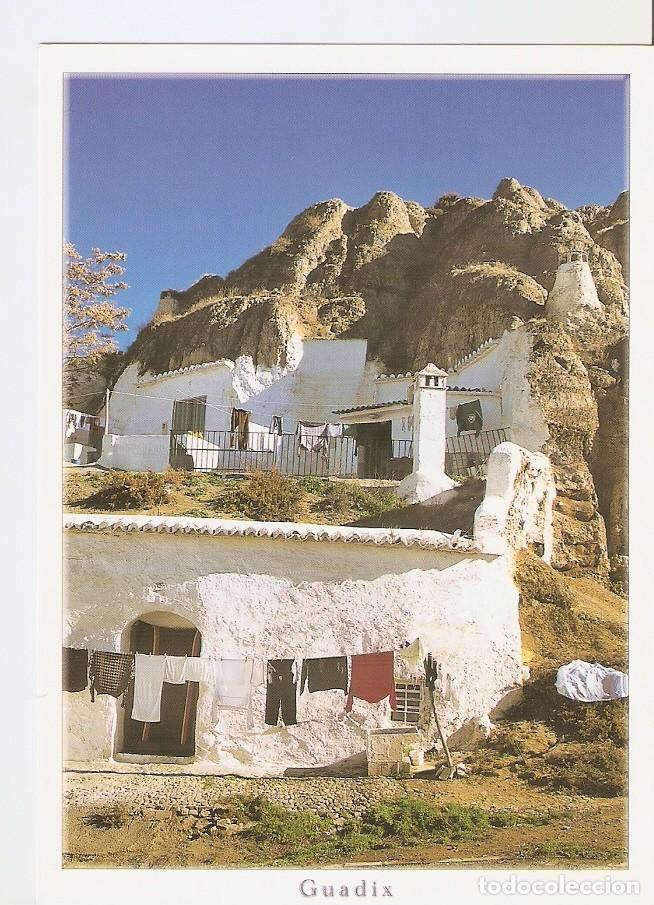 Cartes Postales: Postal 044234 : Guadix. Cuevas tipicas - Ciudad Troglodita - Varios