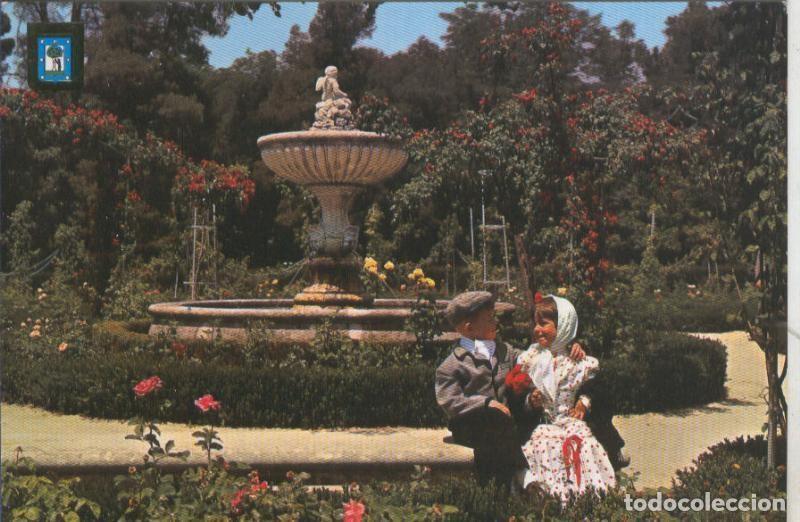 Cartoline: Postal 005348 : Rosaleda del parque retiro, pareja chulapones, Madrid - Varios