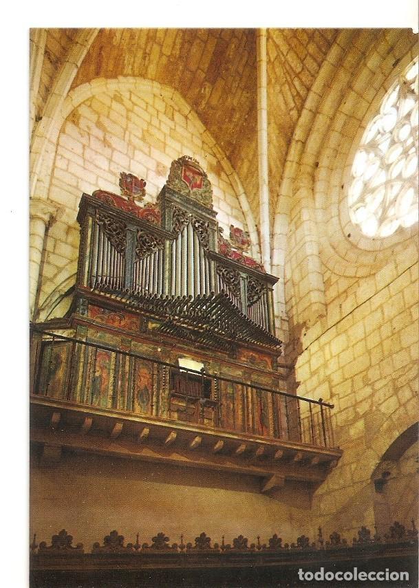 Cartoline: Postal 025600 : Organo del siglo XVII y Roseton. Covarrubias (Burgos) - Varios