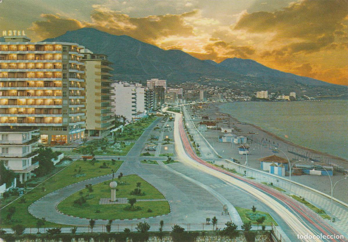 Cartoline: POSTAL 62768 : Fuengirola. Costa del Sol. Vista Nocturna de los Boliches. Espa&ntilde;a - Varios