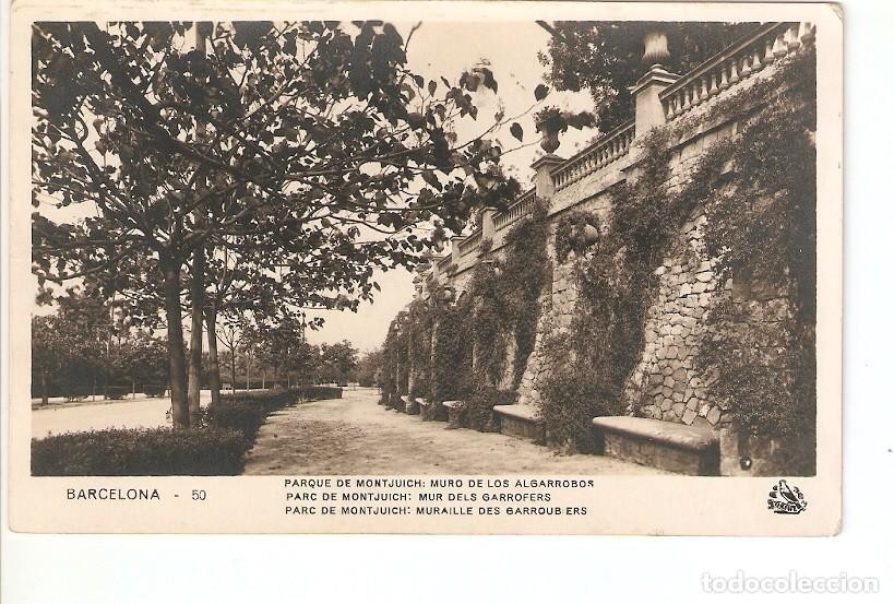 Cartoline: Postal 027067 : Parque de Montjuich: Muro de los Algarrobos. Barcelona - Varios