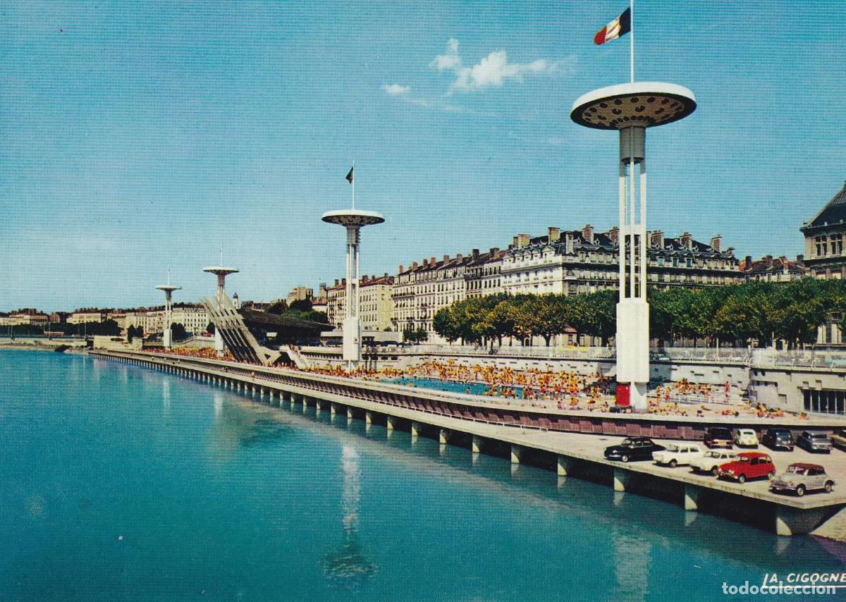 Postkarten: POSTAL B6114: LYON: CENTRO NAUTICO - Varios