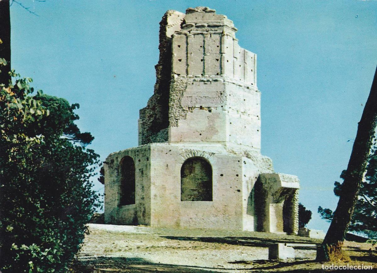 Postcards: POSTAL B6329: NIMES: LA TOUR MAGNE - Varios