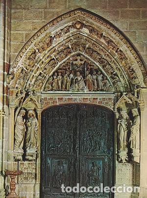 Postcards: POSTAL 57881: Burgos Puerta del Claustro - Varios