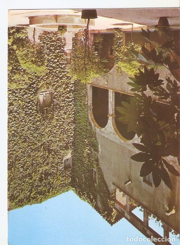 Postcards: Postal 044842 : Barcelona. Barrio Gotico Jardines del Palacio Real - Varios