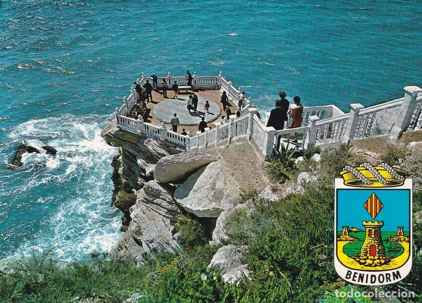 Postkarten: POSTAL B7930: BENIDORM: PLAZOLETA DEL CASTILLO - Varios