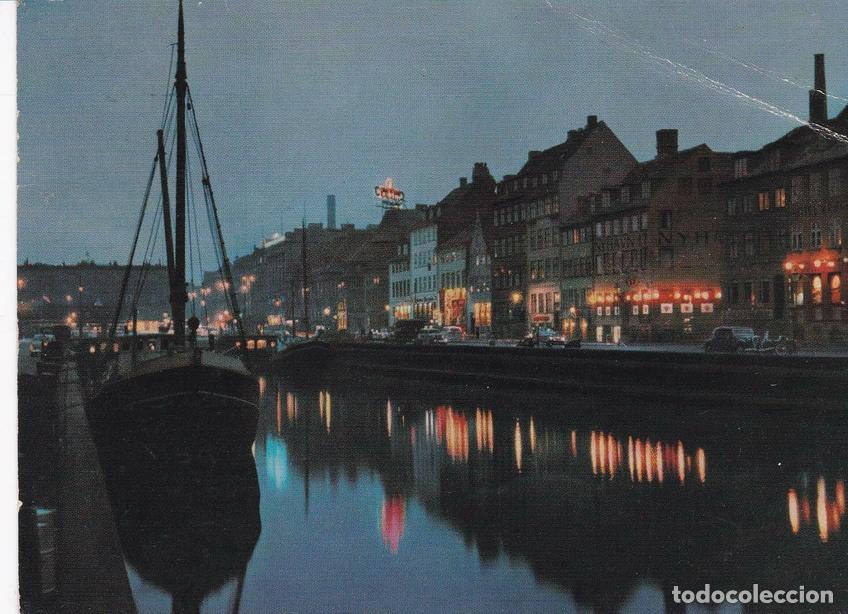 Postcards: POSTAL B8155: COPENHAGUE: NYHAUN VISTA NOCTURNA - Varios