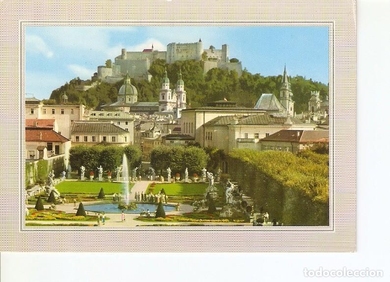 Postcards: Postal 020827 : Mirabell Gardens With the cathedral and the fortress - Salzburg - Varios