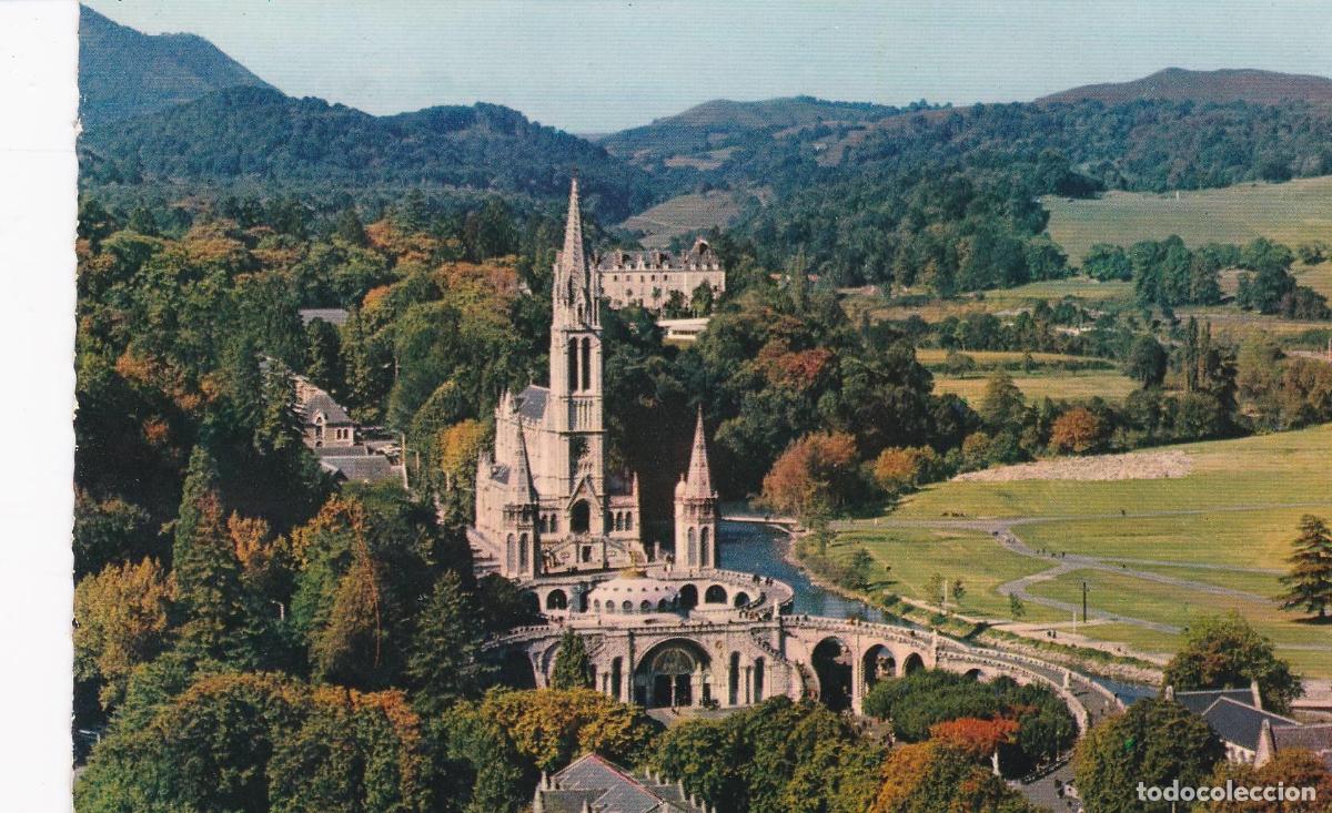 Postales: POSTAL B8056: LOURDES: LA BASILICA - Varios - Foto 1
