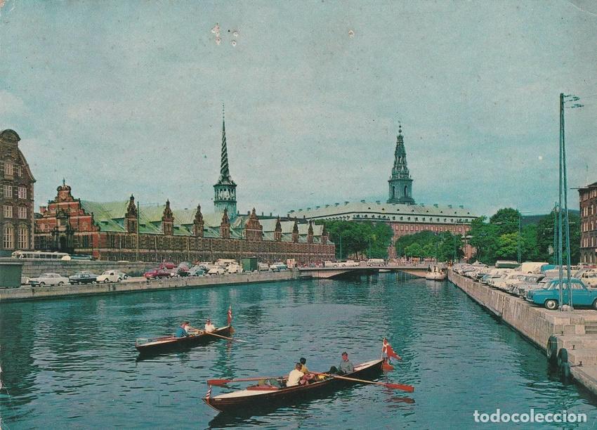 Cartoline: POSTAL B8189: COPENHAGUE: BORSEN - Varios