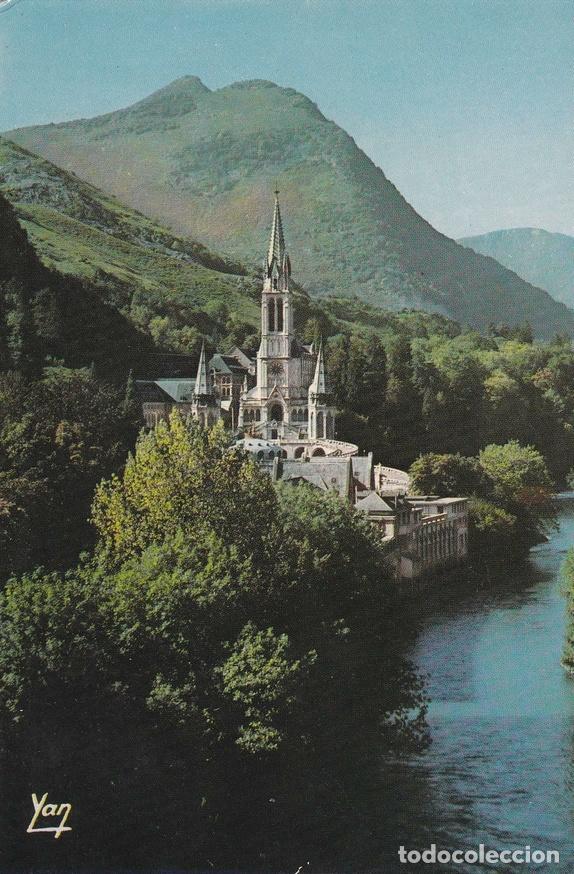 Postales: POSTAL B8434: LOURDES: LA BASILICA - Varios - Foto 1