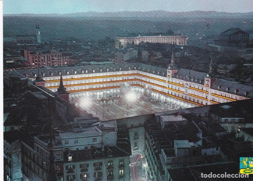 Postkarten: POSTAL B8477: MADRID: PLAZA MAYOR - Varios