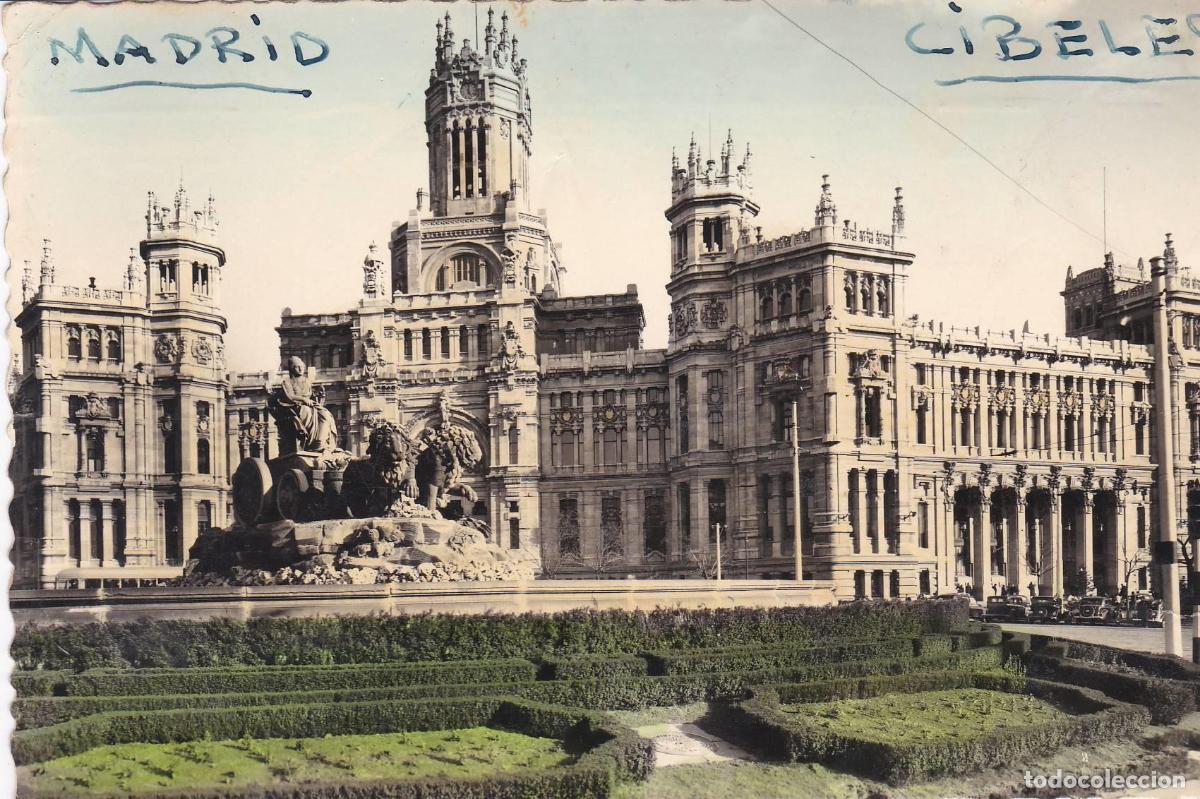 Cartoline: POSTAL B8473: MADRID: FUENTE DE CIBELES - Varios