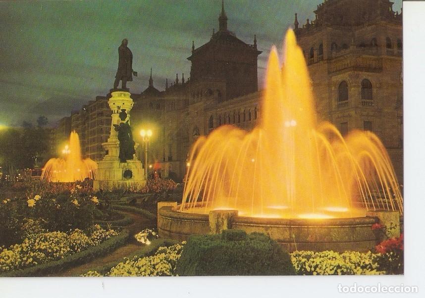 Cartoline: Postal 032895 : Valladolid. Estatua de Zorrilla y Puente Luminosa - Varios