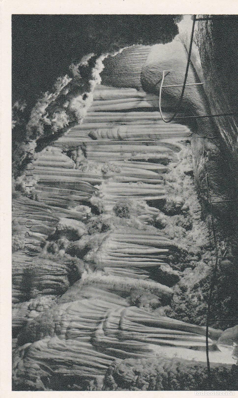 Cartoline: POSTAL B8801: HUELVA: ARACENA. GRUTA DE LAS MARAVILLAS - Varios