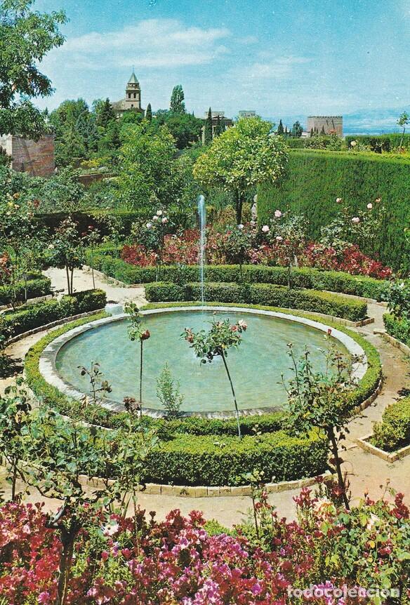 Postkarten: POSTAL B9654: GRANADA: GENERALIFE. PATIO ACEQUIA - Varios