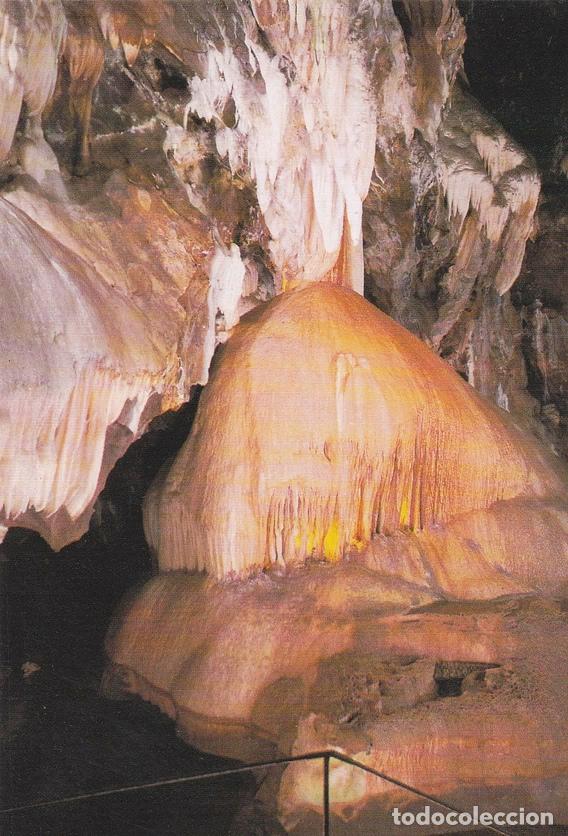 Postcards: POSTAL B9986: HUEVA: ARACENA. GRUTA DE LAS MARAVILLAS - Varios