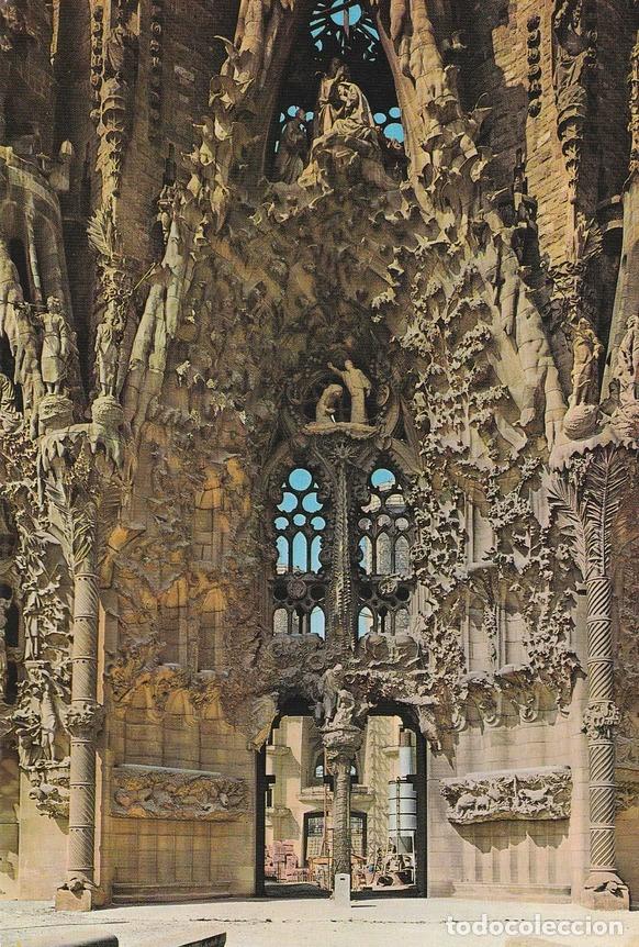 Postais: POSTAL B9974: BARCELONA: LA SAGRADA FAMILIA - Varios