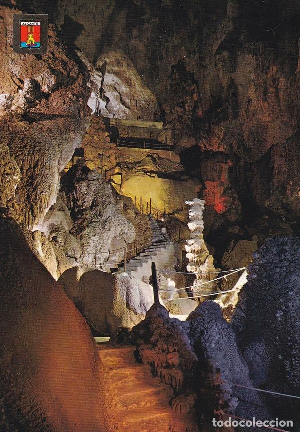 Postkarten: POSTAL B9979: ALICANTE: CUEVAS DE CANALORRE - Varios