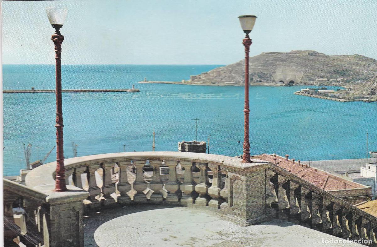 Postkarten: POSTAL B10429: CARTAGENA: DIVERSOS ASPECTOS TURISTICOS Y MONUMENTOS - Varios
