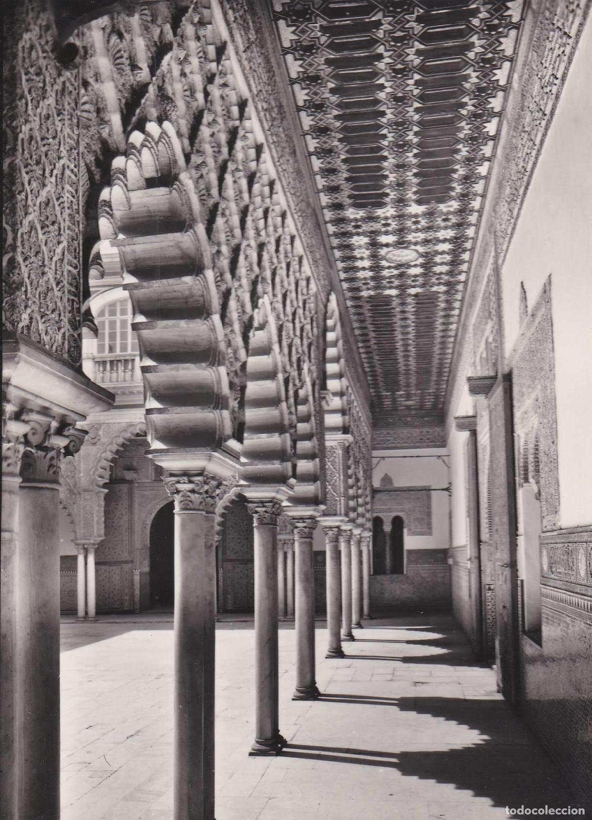 Cartoline: POSTAL B10448: SEVILLA: REALES ALCAZARES DE SEVILLA. DIVERSOS ASPECTOS - Varios